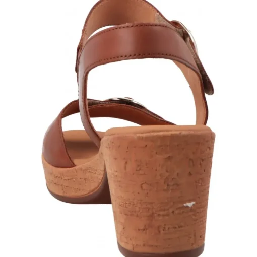 Gabor Nina Camel